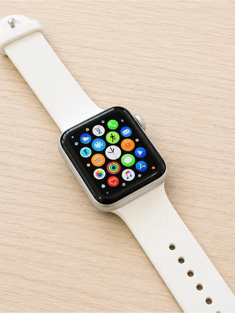 Apple Watch Series 42mm Rose Gold aluminum Case with White Sport Band